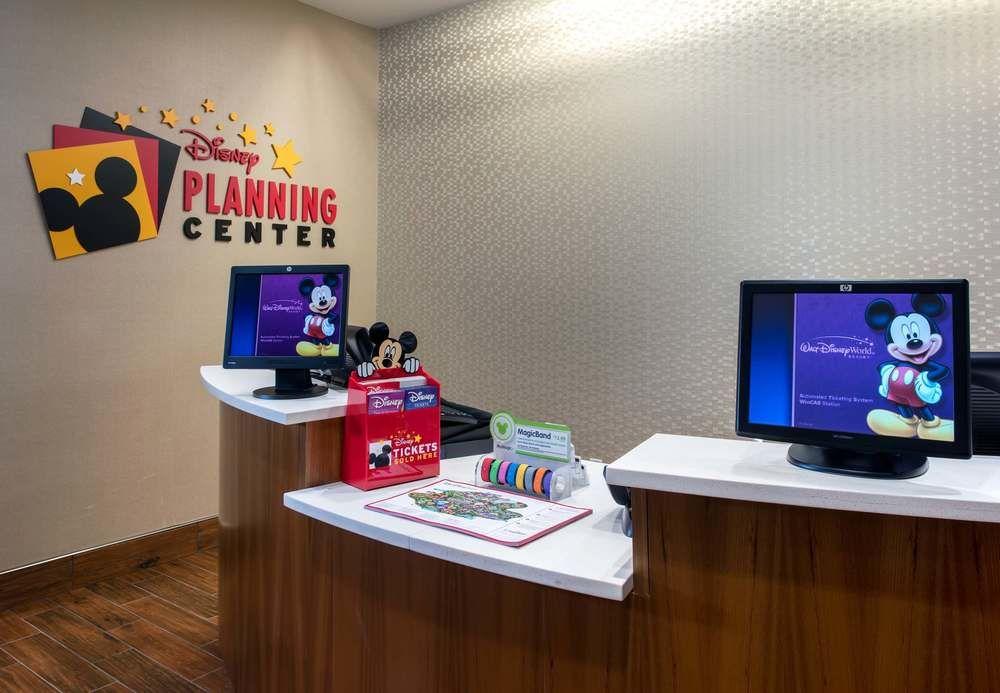 Springhill Suites By Marriott Orlando At Flamingo Crossings Town Center-Western Entrance Four Corners Exterior photo