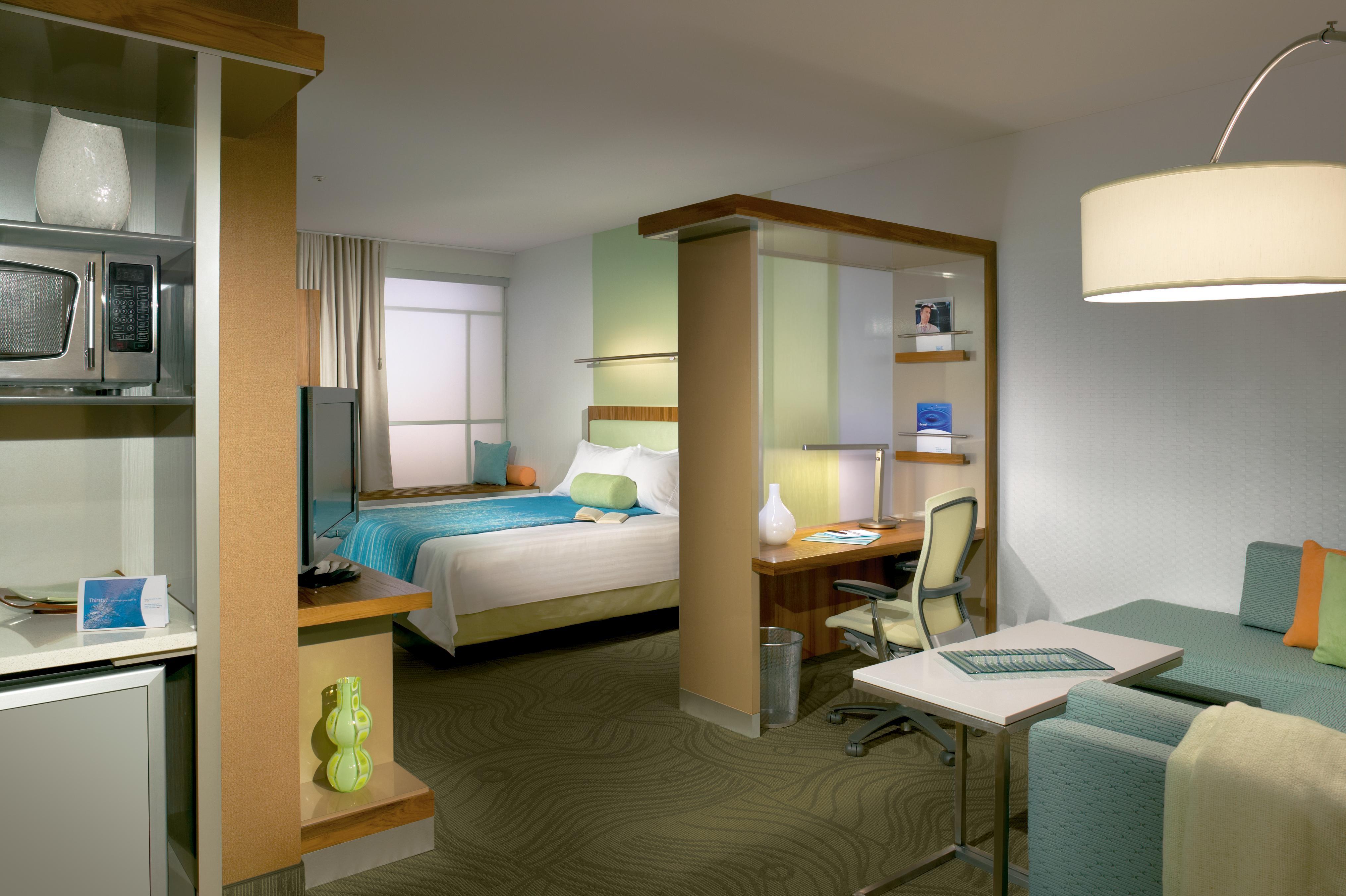 Springhill Suites By Marriott Orlando At Flamingo Crossings Town Center-Western Entrance Four Corners Exterior photo