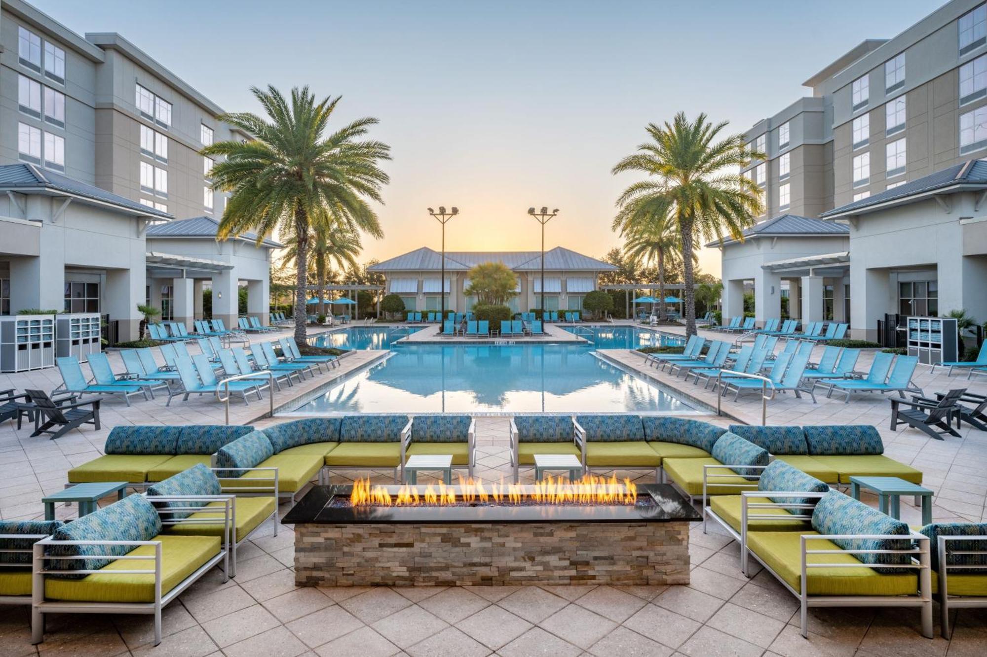 Springhill Suites By Marriott Orlando At Flamingo Crossings Town Center-Western Entrance Four Corners Exterior photo